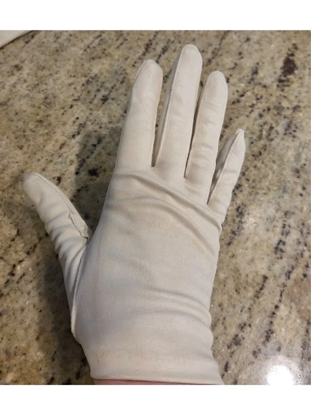 Vintage Womens Size M/L 7.5 Beige Nylon Formal Short Gloves